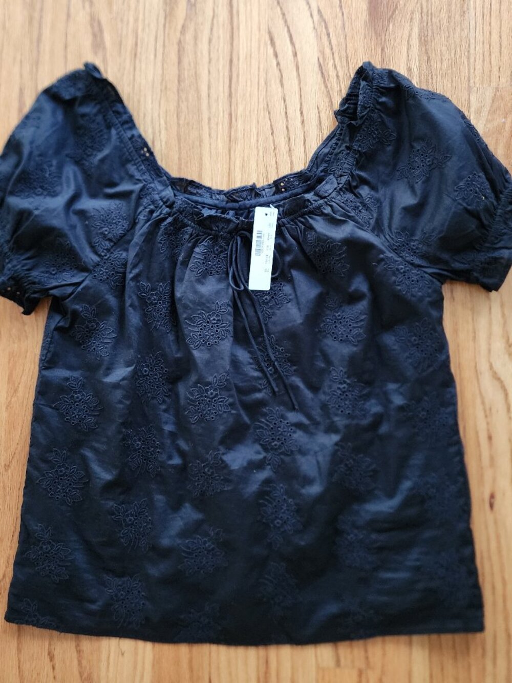 NWT J.Crew Eyelet Short-Sleeve Peasant Top (Extra Small)